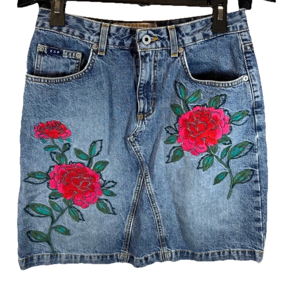 VTG Y2K Boho Chic Denim Rose Floral Embroidered Mini Skirt Sz 7/8 Express Bleus
